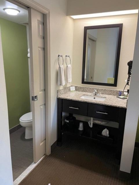Double Room with Two Double Beds - Non-Smoking